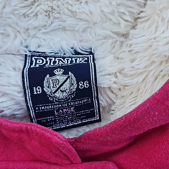 Large Victoria Secret Pink coat - Picture 4 of 8